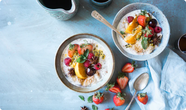 oat meal with fruits